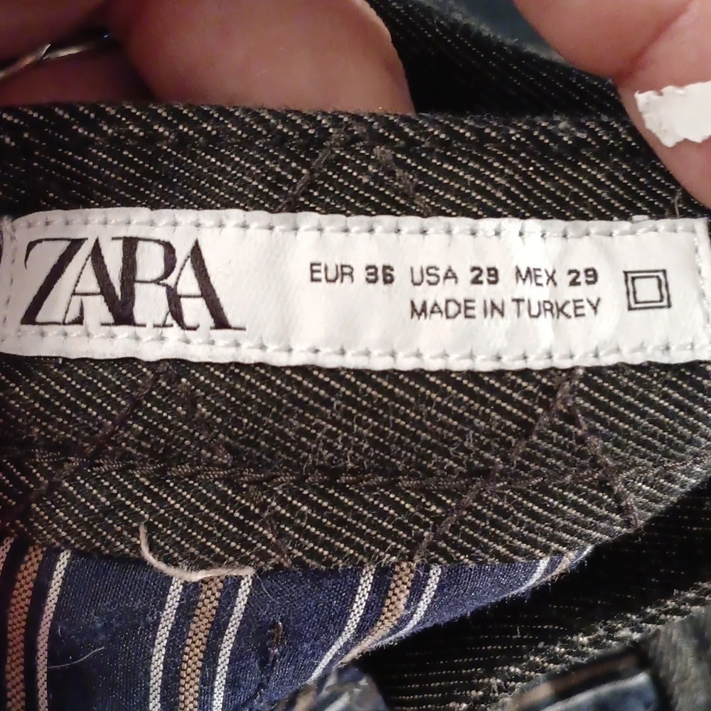 Zara Men's Black Pants Size 29 Inseam 27